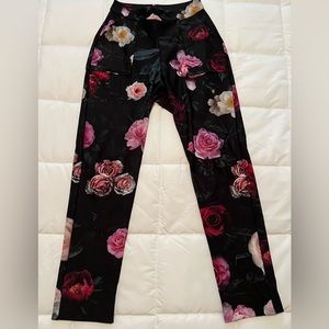 XSmall BlackMilk Dae Roses Cuffed Pants
